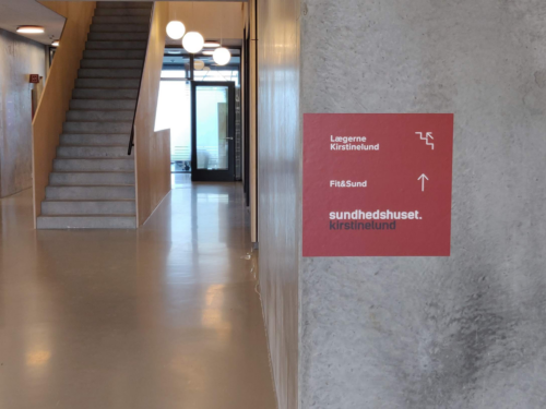 Wayfinding ved Sundhedshuset Kirstinelund